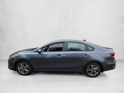 Used 2023 Kia Forte LXS FWD image 9