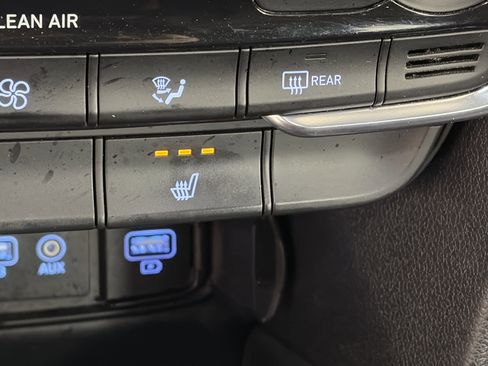 Used 2020 Hyundai Santa Fe SEL image 24