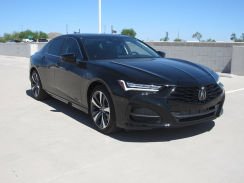 Certified 2025 Acura TLX w/ Technology Package image 2