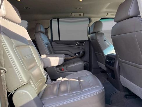 Used 2020 GMC Yukon XL Denali RWD image 22