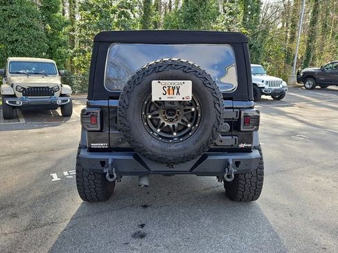 Used 2024 Jeep Wrangler Sport image 7