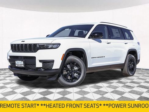 New 2025 Jeep Grand Cherokee L Altitude image 2