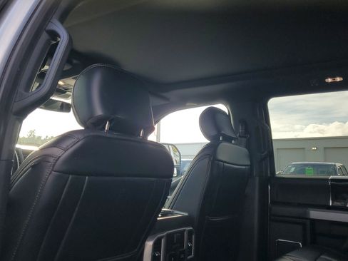 Certified 2021 Ford F250 Platinum w/ FX4 Off-Road Package image 12