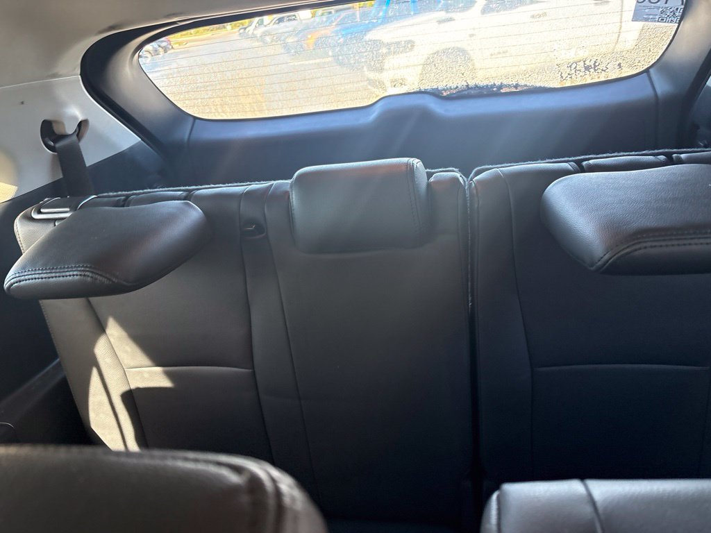 Used 2022 Toyota Highlander L FWD image 32