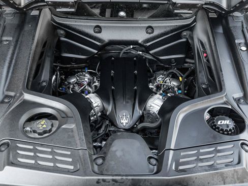 Used 2022 Maserati MC20 Coupe RWD image 26