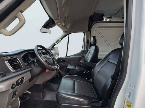Used 2022 Ford Transit 250 Medium Roof AWD image 14