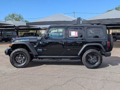Used 2024 Jeep Wrangler Willys image 8