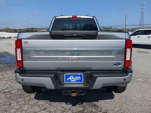 Used 2021 Ford F450 Platinum w/ FX4 Off-Road Package image 4
