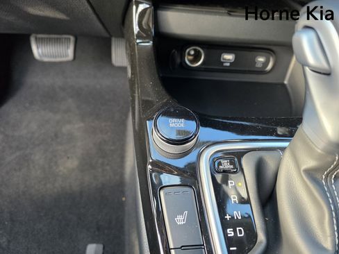 New 2026 Kia Seltos SX image 24