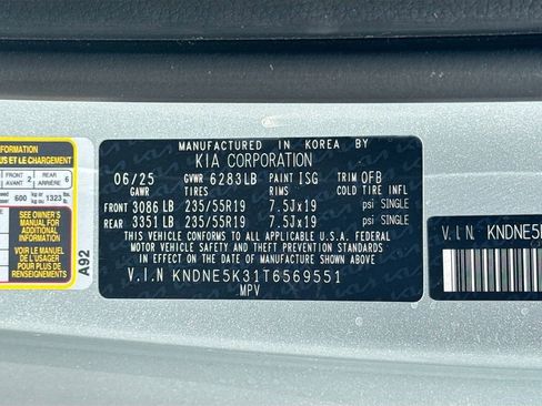 Certified 2026 Kia Carnival SX Prestige FWD image 38
