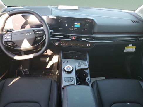 Certified 2026 Kia Sportage SX Prestige AWD/4WD image 13