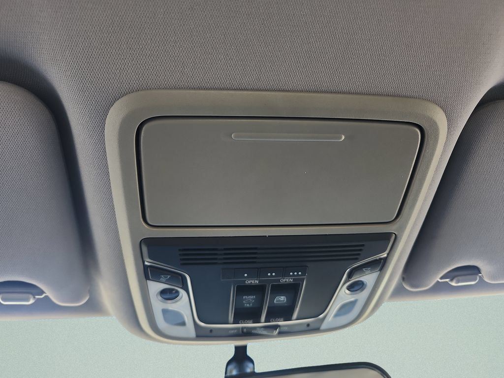 Used 2019 Honda Ridgeline RTL image 17