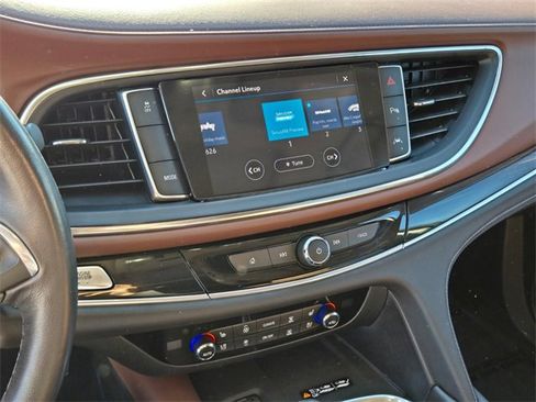 Used 2021 Buick Enclave Avenir w/ Avenir Technology Package image 27