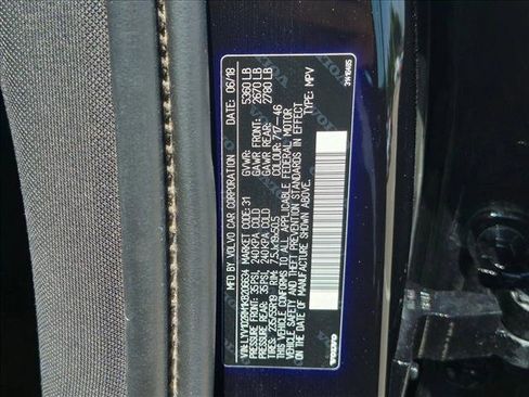 Used 2019 Volvo XC60 T5 R-Design w/ Protection Package Premier AWD/4WD image 25