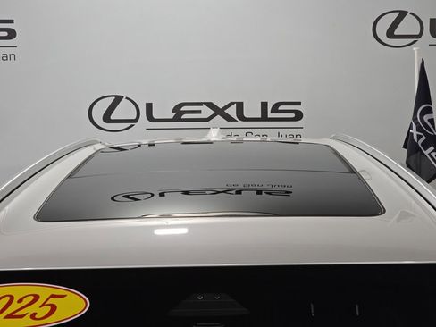 Used 2025 BMW X5 sDrive40i w/ Premium Package image 7