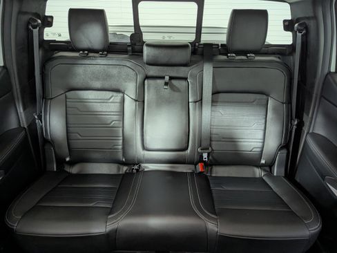 Used 2024 Ford Ranger Lariat w/ Trailer Tow Package image 13