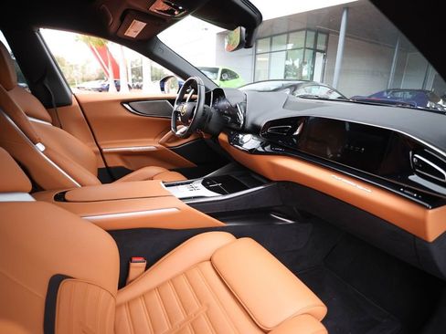 Used 2023 Ferrari Purosangue image 49