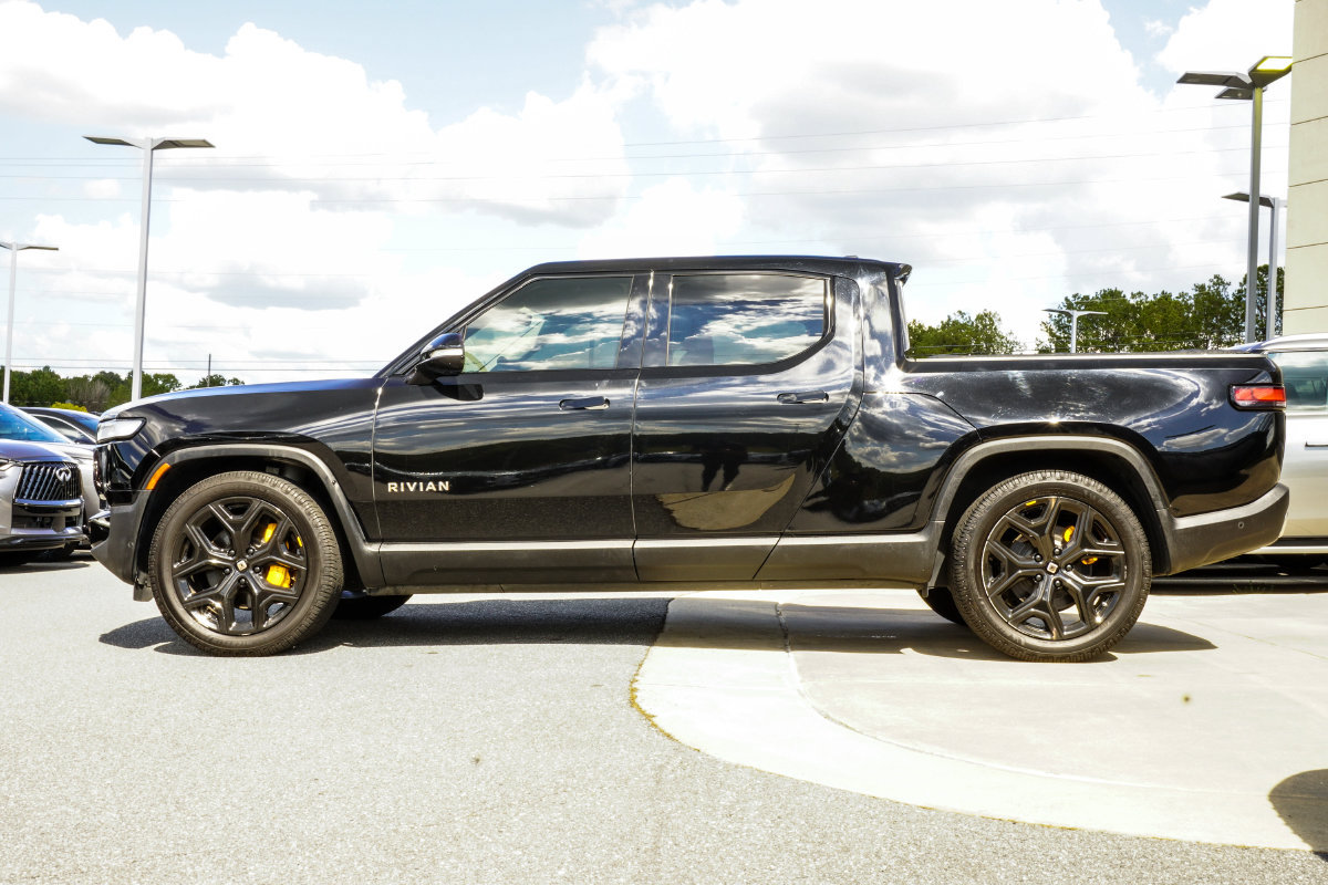 Used 2022 Rivian R1T Adventure AWD/4WD image 9