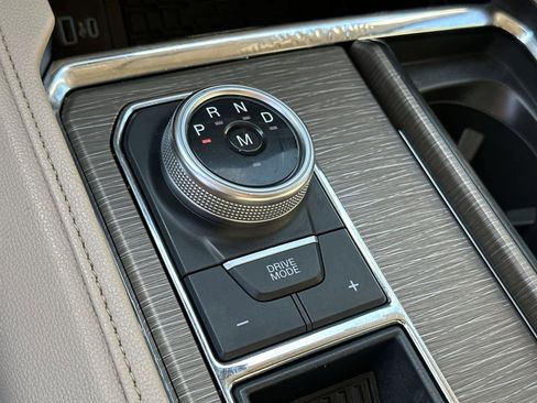 Used 2024 Ford Expedition Max Limited image 18