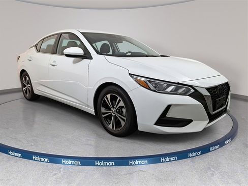 Used 2022 Nissan Sentra SV image 3