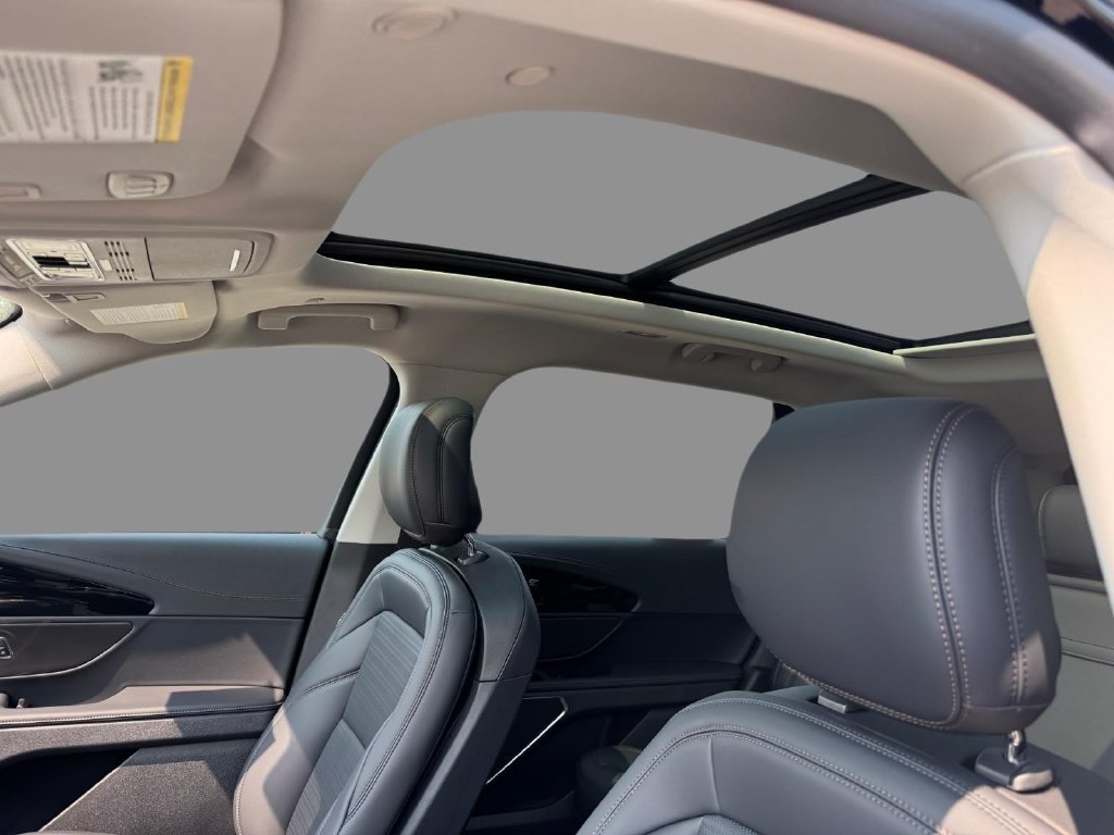 New 2026 Lincoln Nautilus Reserve AWD/4WD image 18