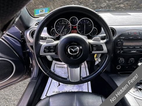 Used 2008 MAZDA MX-5 Miata Grand Touring w/ Interior Trim Pkg RWD image 5