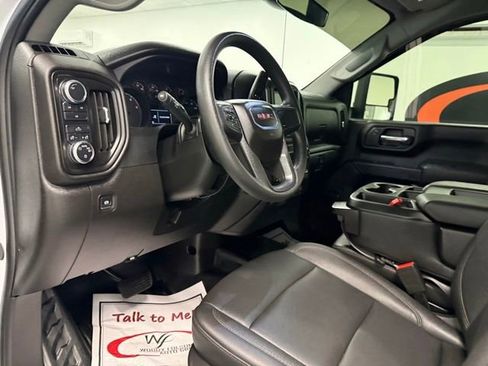 Used 2025 GMC Sierra 2500 Pro AWD/4WD image 11