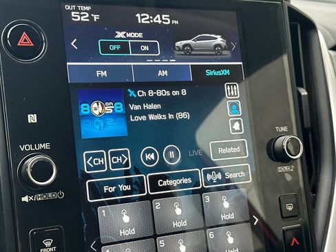 Used 2024 Subaru Crosstrek 2.0i Premium w/ Crosstrek Mirror Package image 18