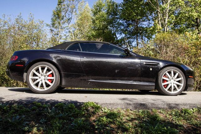 Used 2006 Aston Martin DB9 Volante RWD image 19