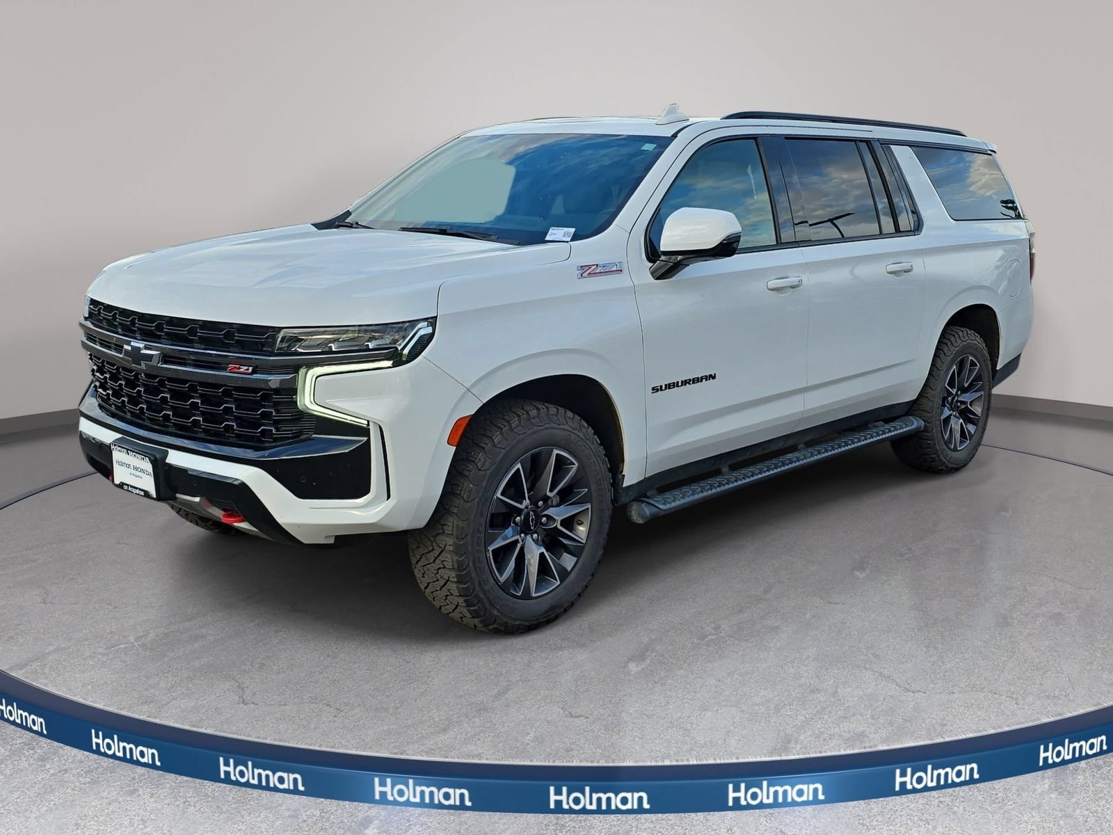 Used 2021 Chevrolet Suburban Z71 w/ Luxury Package AWD/4WD image 1