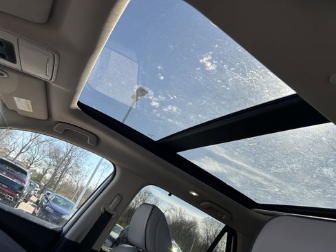 Used 2023 Honda Pilot Elite image 26