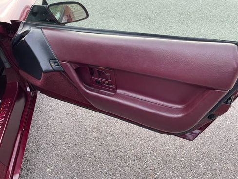 Used 1993 Chevrolet Corvette Convertible image 22
