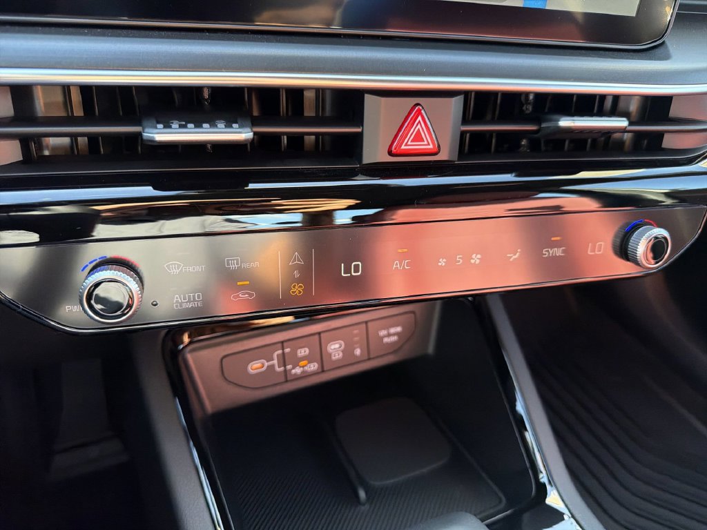 New 2026 Kia K5 GT-Line FWD image 18