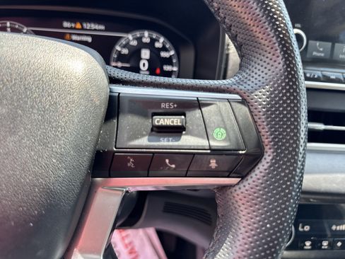 Used 2024 Mitsubishi Outlander SE AWD/4WD image 22