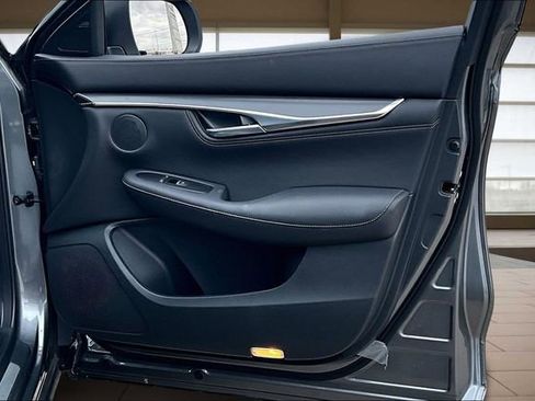 Used 2025 INFINITI QX55 Luxe w/ Cargo Package image 24