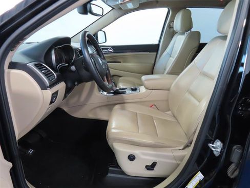 Used 2020 Jeep Grand Cherokee Limited w/ Luxury Group II AWD/4WD image 17