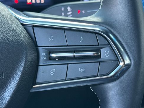 Used 2025 Chevrolet Equinox EV LT w/ Convenience Package image 36