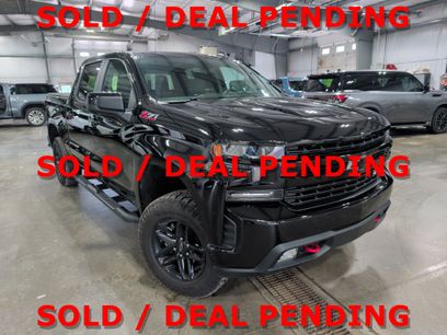 Used 2020 Chevrolet Silverado 1500 LT Trail Boss w/ Midnight Edition