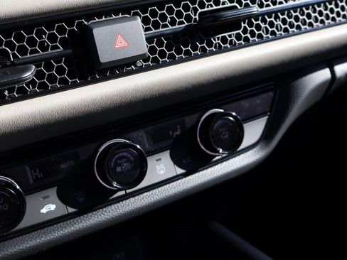 New 2026 Honda HR-V LX image 22
