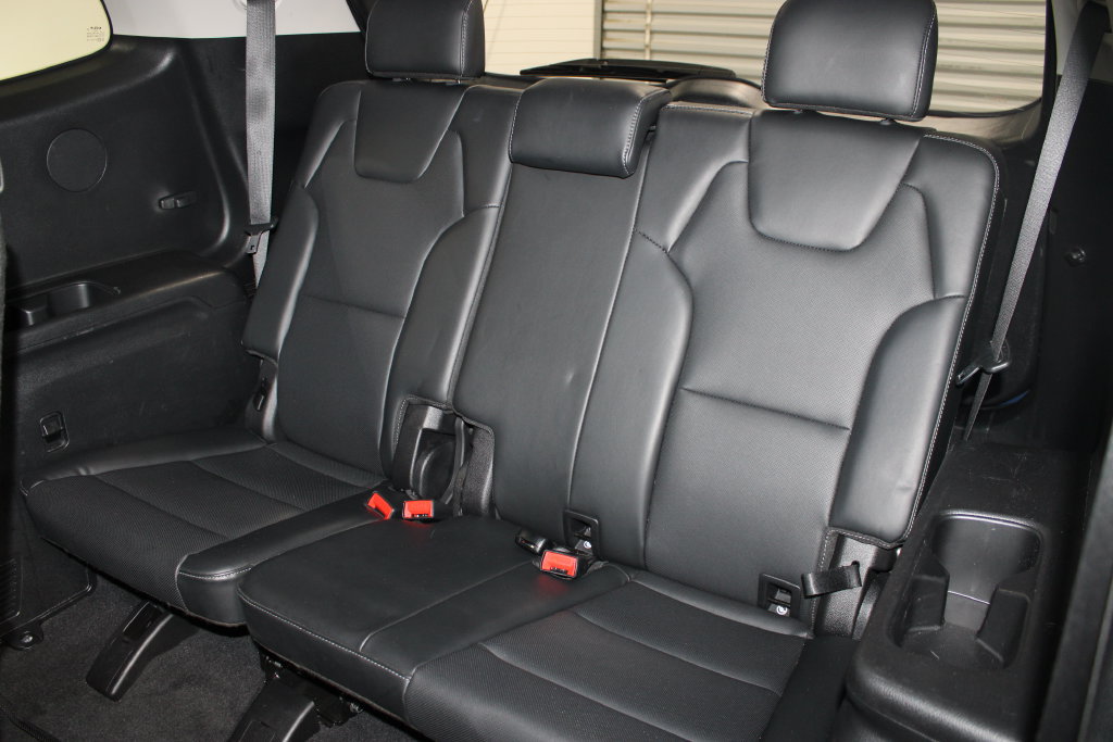 Used 2025 Kia Telluride S FWD image 17