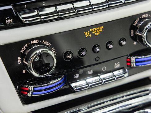 Used 2025 Rolls-Royce Ghost image 39