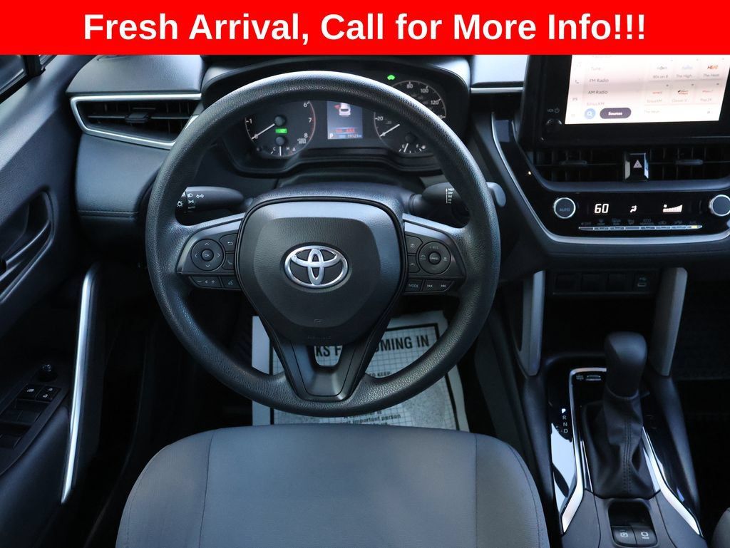 Used 2024 Toyota Corolla Cross AWD Hybrid image 13