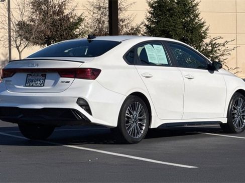 Certified 2023 Kia Forte GT-Line image 5
