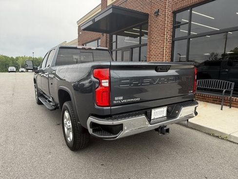 Used 2020 Chevrolet Silverado 3500 LTZ w/ LTZ Plus Package AWD/4WD image 4