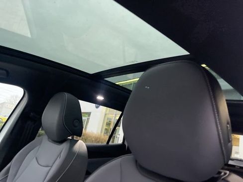 New 2026 Volkswagen Tiguan SE R-Line image 29