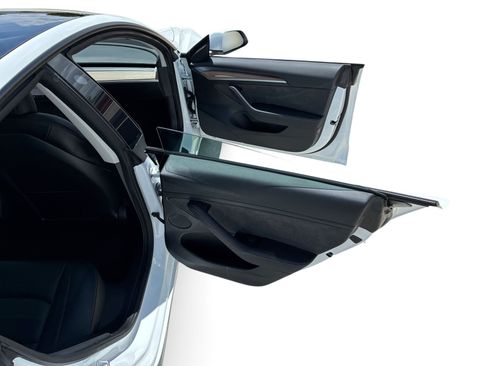 Certified 2022 Tesla Model 3 Long Range AWD/4WD image 12