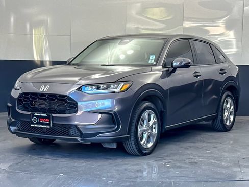 Used 2023 Honda HR-V LX image 7