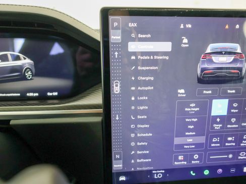 Used 2023 Tesla Model X Plaid image 55