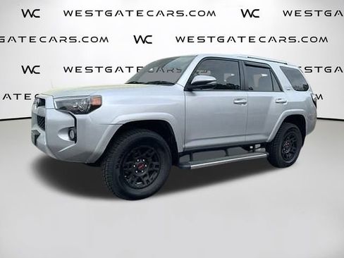 Used 2018 Toyota 4Runner SR5 Premium image 1