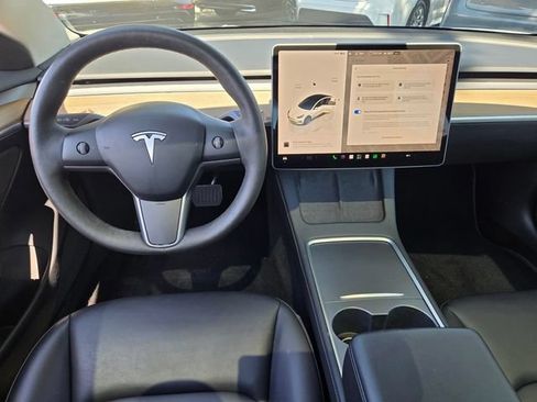 Used 2023 Tesla Model 3 Standard Range RWD image 15